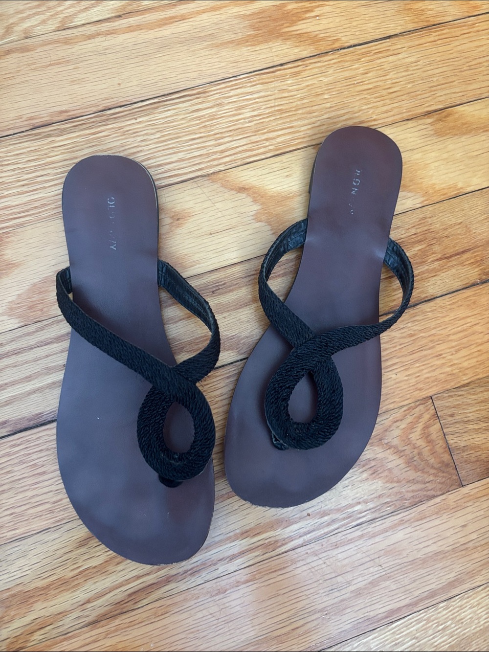 Black Braided Strap Slide Sandals - Women size 6